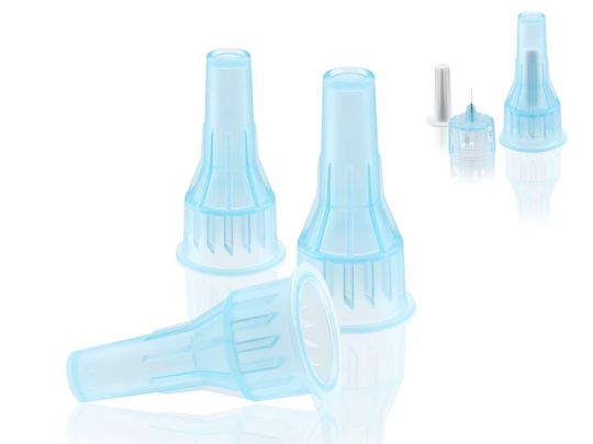 Live auf der K-2022! Schnelles Spritzgießen von Polypropylenkappen für Insulin-Pens mit geringem Energie- und Materialverbrauch – bei Krauss-Maffei in Halle 15. Das Ganze geschieht übrigens mit einer reinraumtauglichen, vollelektrischen PX-Spritzgießmaschine. Live auf der K-2022! Schnelles Spritzgießen von Polypropylenkappen für Insulin-Pens mit geringem Energie- und Materialverbrauch – bei Krauss-Maffei in Halle 15. Das Ganze geschieht übrigens mit einer reinraumtauglichen, vollelektrischen PX-Spritzgießmaschine.