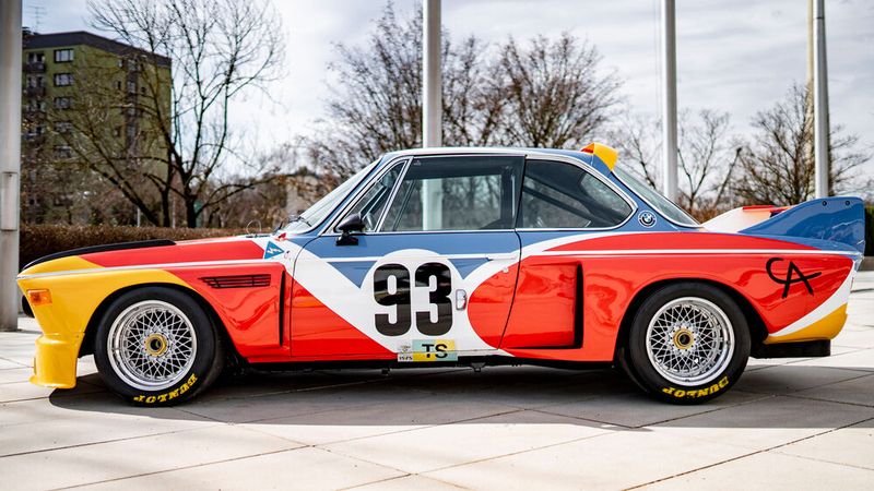 Vom BMW 3.0 CSL wurden insgesamt 167 Stück gebaut – einen bemalte Alexander Calder. (Bild: Enes Kucevic/BMW)