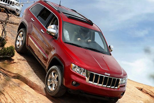 Die Power-Variante SRT8 mit 6,4-Liter-V8-Sauger (550 PS) dauert noch etwas. (Archiv: Vogel Business Media)