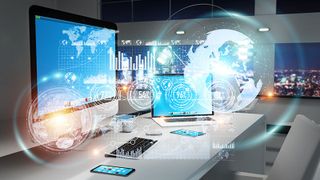 Ohne den digitalen Arbeitsplatz – auch Digital Workspace genannt – wäre der Corona-bedingte Wechsel ins Homeoffice für viele wohl unmöglich gewesen. Heute geht es ohne Digital Workspace gar nicht mehr. (Bild: © sdecoret - stock.adobe.com)