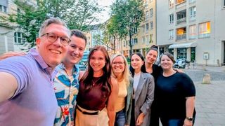 (v. l.) Peter Janze, Felix Appel, Lisa Froschhammer, Lena Elgert, Lena Krampitz, Viola Borsche, Jana Janze. (Bild: Public Sector and Friends)