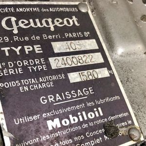 Das Filmfahrzeug trägt die Fahrgestellnummer 2400822, …(Bild:  Thorsten Link)