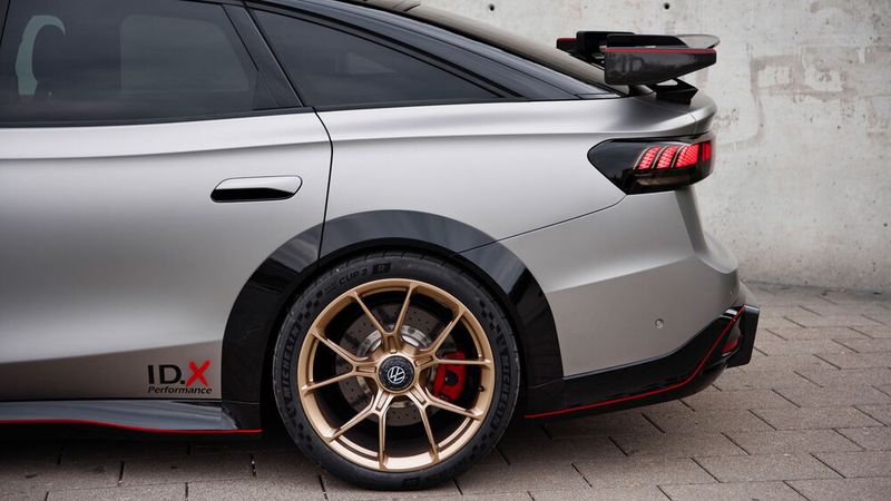 VW setzt beim Antrieb auf zwei E-Motoren mit zusammen 411 kW/558 PS.  (Bild: Volkswagen)