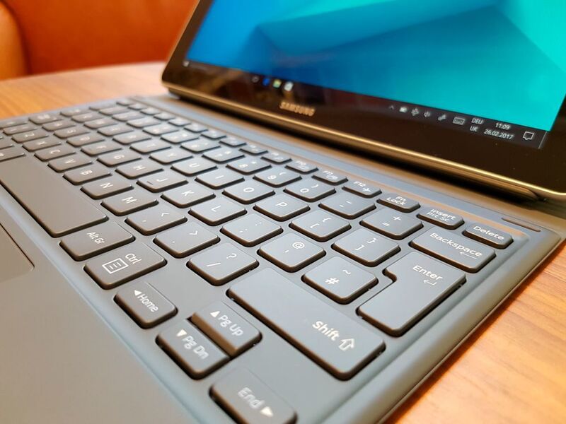 Das Keyboard beim Galaxy Book soll nun weiter voneinander abgesetzte Tasten mit größerem Hub bieten. (Samsung)