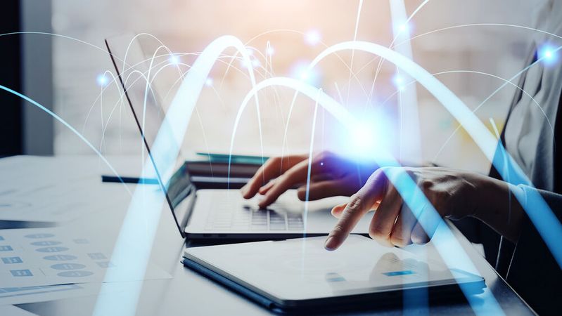 Das UASCTT spielt eine entscheidende Rolle bei der Validierung von Implementierungen von OPC UA Safety. Es ermöglicht Herstellern sicherzustellen, dass ihre Geräte die strengen Anforderungen an funktionale Sicherheit und Interoperabilität erfüllen.(Bild: ©  metamorworks - stock.adobe.com)