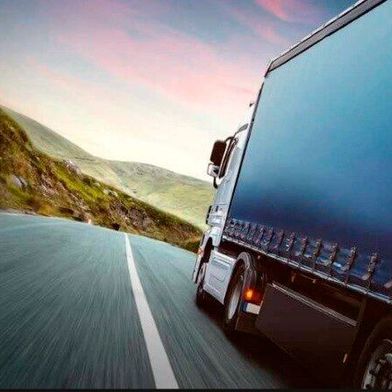 Die Situation in der Transportlogistik ist derzeit alles andere als sonnig, wie eine Analyse von Falkensteg offenbart. Wenn sich nicht bald etwas ändere, würden vor allem kleine und mittelständische Player eher in den Sonnenuntergang als in den -aufgang fahren ... (Bild: Brummimeister)