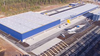 Mit seinem neuen, auf einem 105 000 m² großen Grundstück im Gewerbegebiet Nürnberg-Feucht-Wendelstein errichteten Logistikzentrum will der Logistikdienstleister Dachser am neuen Standort sein Kontraktlogistikangebot ausbauen. Bild: Dachser (Archiv: Vogel Business Media)
