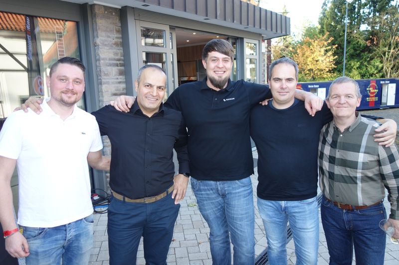 (v. l.) Engelbert Földenyi, S&K, Abdullah Cakmak, iiyama, Markus Freyer, S&K, Matthias Lang, Samsung, und Frank  Jäckel, Jäckel.IT. (IT-BUSINESS)