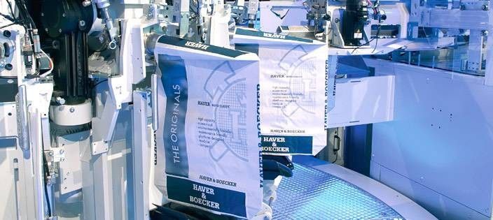 Haver & Boecker vertreibt Systeme und Anlagen für das Abfüllen von Schüttgütern aller Art in Säcke. (Bild: Haver & Boecker)