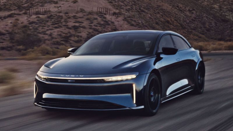 Mit dem Air Sapphire toppt Lucid die bisherige Exklusivität nochmals und schafft eine „vollelektrische Luxus-Supersportlimousine“. Der Startpreis soll bei 250.000 Euro liegen. (Bild: Lucid)