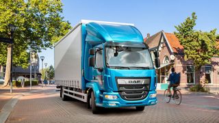 DAF Trucks hat zwei überarbeitete Motoren für seine Verteiler-Lkw-Reihe LF vorgestellt. (Bild: DAF Trucks)