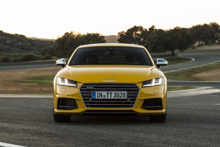 Bei der Karosserie können die Ingolstädter auch beim neuen TT wieder auf ihre Leichtbaukompetenz setzen: Für die 2.0 TFSI-Variante mit Handschaltung bringt das Mischbau-Konzept ein Leergewicht von 1.230 Kilogramm. Zum Vorgänger hat das aktuelle Modell somit 50 Kilogramm abgespeckt. (Foto: Audi)