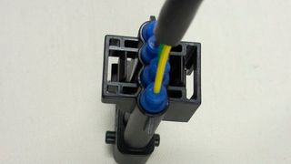 Die Hellwig A.S.E, Sprockhövel, entwickelt und produziert kundenspezifische Kabelverbindungen. Das zur Hellwig-Gruppe gehörende  Familienunternehmen,  fertigt  seit 1981 Spezialkabel für industrielle Anwendungen wie z.B. für Mess-, Medizin- und Automations- oder Fahrzeugtechnik . (Bild: Hellwig)