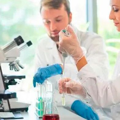 Der US-Präsident Trump kappt derzeit die Forschungsfinanzierung in den USA. Eine Wirtschaftsweise hält das zwar für schlimm, richtet das Wort aber nach Deutschland und Europa, diese Chance nicht zu verpassen. Hier ihre Empfehlung ... (Bild: Genius Place)