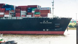 Rittal stellt vom 6. bis 9. September 2016 in Hamburg auf der SMM, der weltweit führenden Messe für die maritime Branche, neuste Schaltschrank- und IT-Lösungen für die Schifffahrtsbranche vor. (Rittal)