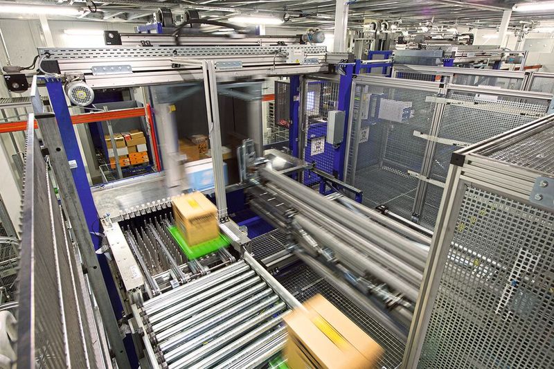 Das OPM-System (Order Picking Machinery) von Witron ist bereits in zahlreichen temperaturgeführten Distributionszentren weltweit im Einsatz. (Bild: Witron)