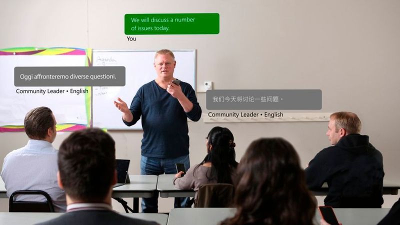 KI-Services können Übersetzungsfunktionen in bestehende Kundenlösungen einbringen, hier am Beispiel Schulungen / Präsentationen mit internationalen Teilnehmern. (Microsoft)