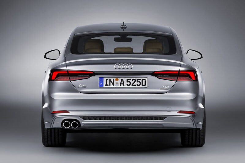 Künftig öffnet die Heckklappe bei allen A5 Sportback serienmäßig elektrisch. (Audi)