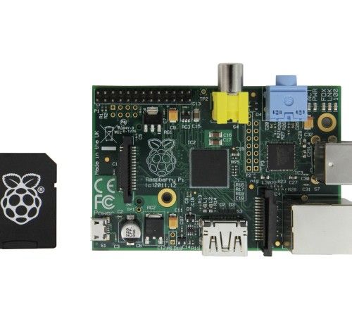 Raspbery-Pi-Bundle: Sechs Betriebssysteme auf einer SD samt Raspberry Pi (Farnell) Raspbery-Pi-Bundle: Sechs Betriebssysteme auf einer SD samt Raspberry Pi (Farnell)