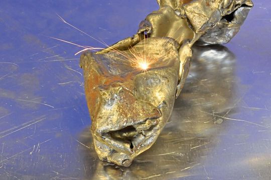 Präzisionsarbeit: Eine neue laserbasierte Sortier-Technik revolutioniert das Metall-Recycling. Präzisionsarbeit: Eine neue laserbasierte Sortier-Technik revolutioniert das Metall-Recycling.