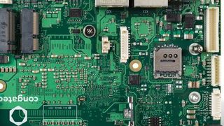 Bestückt sind die Conga-JC370 3,5 Zoll SBCs mit kommerziellen Intel Core i7 Mobile Prozessoren der 8. Generation.  (congatec)