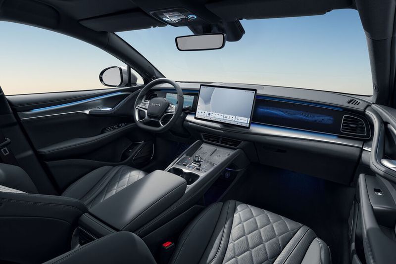 Das Interieur des BYD Sealion 7 ist im gewohnten Stil gehalten. (Bild: BYD)