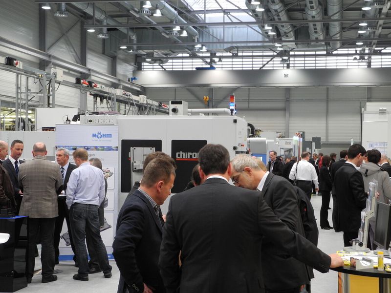 Ein Großteil der ausgestellten Bearbeitungszentren wurde im neuen Turnkey-Zentrum präsentiert, das seit Anfang 2013 in Betrieb ist. (Bild: Chiron)