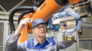 Leadec hat seinen Wartungsservice bei Mercedes auf acht Batterielinien ausgeweitet. (Leadec)