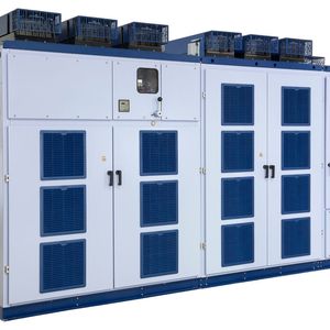 Die als Komplettsystem konzipierten Mittelspannungs-Umrichter MVW3000 ermöglichen eine schnelle, einfache Installation und Inbetriebnahme.