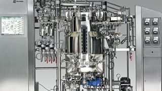 A view at a bioreactor system made by Bilfinger Industrietechnik Salzburg. (Bilfinger; ©19792310 - stock.adobe.com)