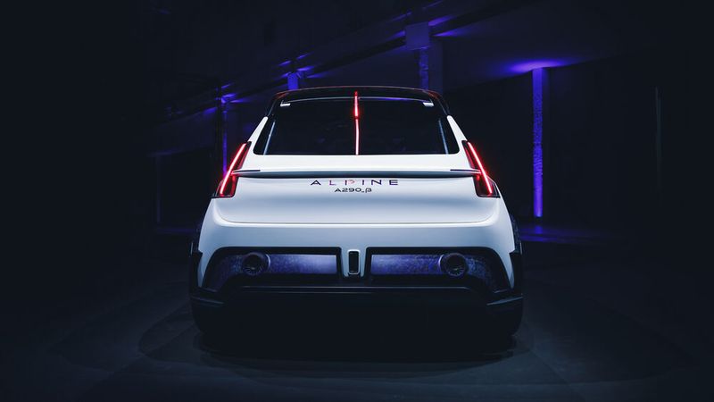 Der sportliche Stromer sorgt mit zwei E-Motoren an der Vorderachse für ordentlich Fahrspaß. (Bild: Autoren-Union Mobilität/Alpine)