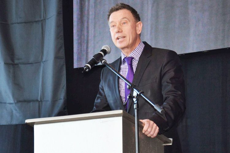 Vertriebsdirektor Joachim Schlereth bedankte sich bei allen Wegbegleitern des Projekts namens der neuen MB-Niederlassung Schweinfurt. (Foto: Michel)