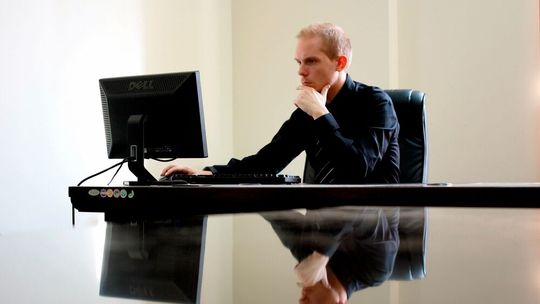 Los trabajadores que estaban preocupados por el futuro de su profesión eran más propensos a desmotivarse moralmente en el trabajo.(Fuente: con licencia gratuita /  Pixabay)