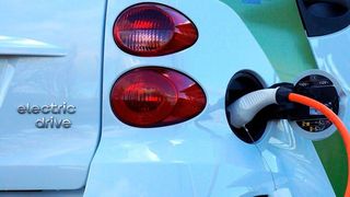 Das Marktvolumen von Lithium-Ionen-Batterien hat sich seit 2013 verachtfacht. (gemeinfrei)