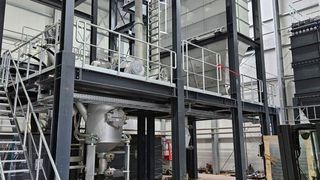 Pyrum montiert die größte rCB-Mahlanlage der Welt. Die Inbetriebnahme in Dillingen ist für April 2025 angesetzt.  (Bild:  Pyrum Innovations)