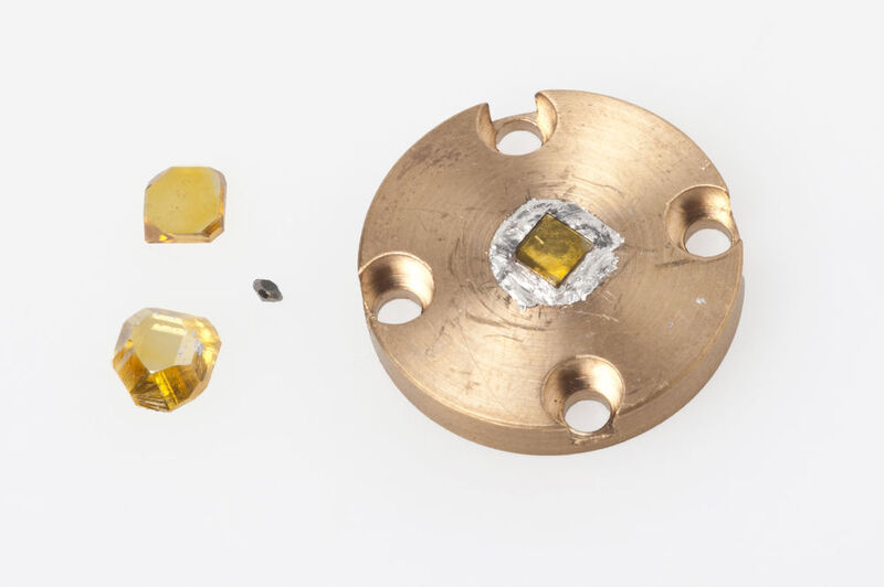 Bei der Verbesserung der Magnetresonanztomographie im Zuge des Projekts Hyperdiamond spielen Diamanten eine entscheidende Rolle. (Elvira Eberhardt/kiz)