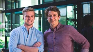 Die Betreiber von Holidu, einer Suchmaschine für Ferienhäuser setzen auf eine SAP-basierende ERP-Lösung aus der Cloud, realisiert von all4cloud. (Im Bild: Holidu CTO Michael Siebers, links, mit CEO Johannes Siebers).  (Holidu / all4cloud)