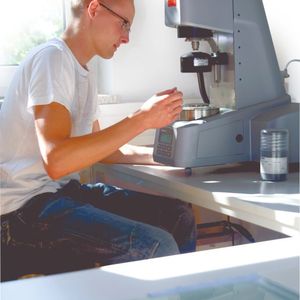 1  Die Rheologie gehört zu den zentralen Analysemethoden bei Innovent.  Bilder: Innovent