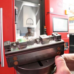 With the Kern Micro HD, toolcraft can produce a wide variety of workpieces. What they all have in common is maximum precision.(Image: Kern Mikrotechnik GmbH)