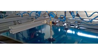 Der Foilpuller GmbH ist es gelungen, Folien auf Blechen automatisiert zu entfernen. Bei der Entwicklung der Greifertechnik hat das Unternehmen eng mit Fipa, Spezialist für Greifer- und Vakuumtechnik, zusammengearbeitet. (Fipa)