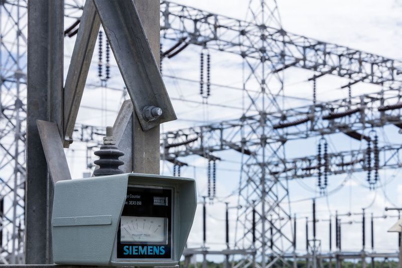 Umspannwerk von Siemens mit elektrischer Schaltanlage in der LNG-Anlage von Sengkang. (Siemens)