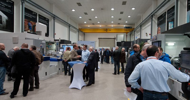 Impressionen vom Okuma-Open-House 2012. (Bild: Okuma/Hennecke)