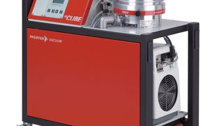 Der bewährte Turbopumpstand HiCube Pro ist von nun an mit einer ölfreien, mehrstufigen Wälzkolbenpumpe ACP aus dem adixen-Sortiment erhältlich.  (Bild: Pfeiffer Vacuum)