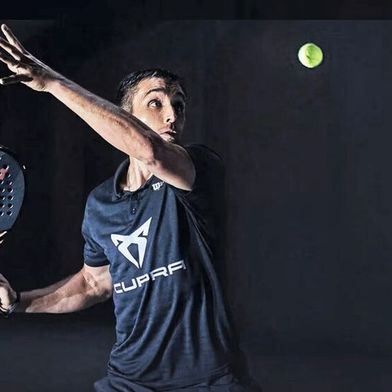 Getrieben durch Marketingmaßnahmen auf verschiedenen Kanälen – vom Padel-Sport bis hin zur Musik – hat Cupra die Muttermarke Seat in den Verkaufszahlen überflügelt. Doch geht es mit dem Marken-Doppel weiter? (Bild: Seat)