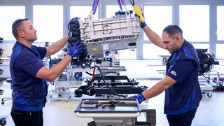 BMW hat am Standort Garching mit der Produktion von Brennstoffzellen begonnen. (Bild: Tom Kirkpatrick/BMW)