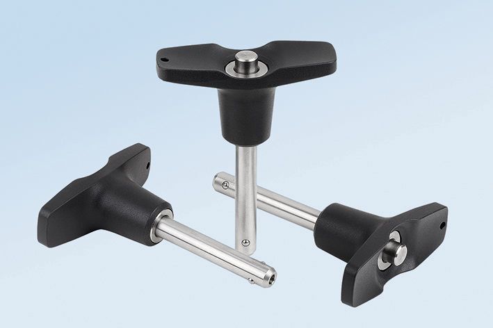 Ab Werk biete Kipp die neuen Kugelsperrbolzen mit T-, L- und Pilzgriffen aus robustem, schwarzem Kunststoff an. (Kipp)