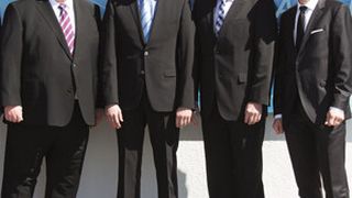 Neue MAHA-Spitze: (v.li.) Thomas Förg (Geschäftsführer), Antonio Multari (Vertriebsleiter Export), Karl-Heinz Hardeweg (Vertriebsleiter Deutschland) und Markus W. Weber (Leiter Business Development). (Foto: MAHA)