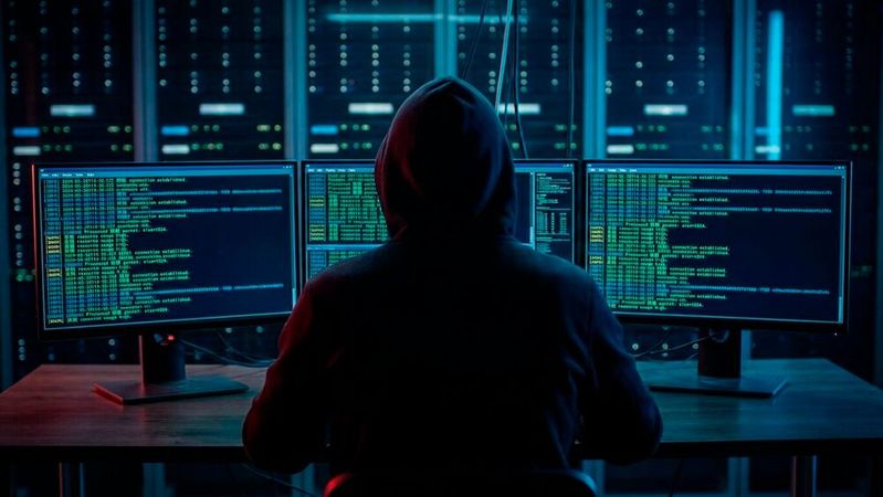 Angreifer wie Twill Typhoon verstecken Schadcode zunehmend in legitimen Windows-Prozessen. Klassische Signaturprüfungen erkennen diese Angriffe kaum noch.(Bild:  Gemini / KI-generiert)