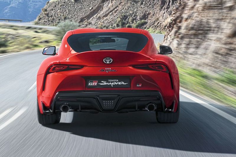 Eine eigenständige Optik trägt das muskulöse Heck des Supra. (Toyota)