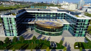 Die Unternehmenszentrale von Hyundai in Offenbach (Bild: Hyundai)